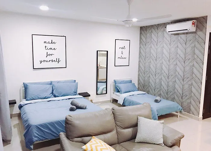 Netflix Wifi Cozy Homestay Trefoil Setia Alam Shah Alam 沙亚南舒适温馨日租民宿