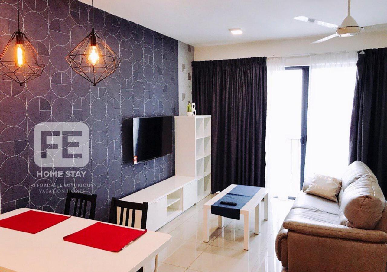 Netflix Wifi Cozy Trefoil Shah Alam 沙亚南舒适温馨日租民宿 Apartment *