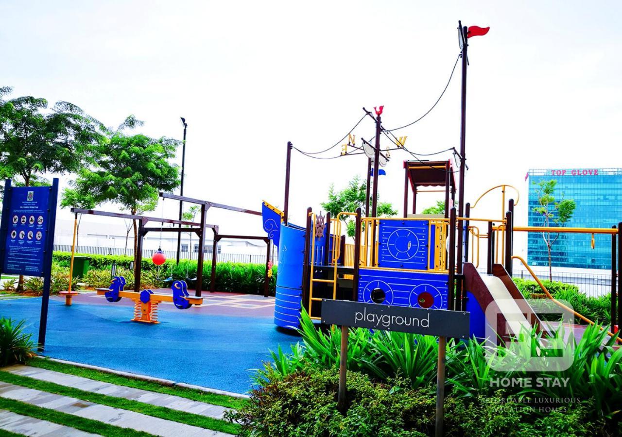 Apartment Netflix Wifi Cozy Trefoil Shah Alam 沙亚南舒适温馨日租民宿 Setia Alam