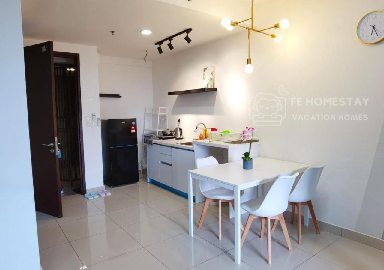 Netflix Wifi Cozy Trefoil Shah Alam 沙亚南舒适温馨日租民宿 Setia Alam