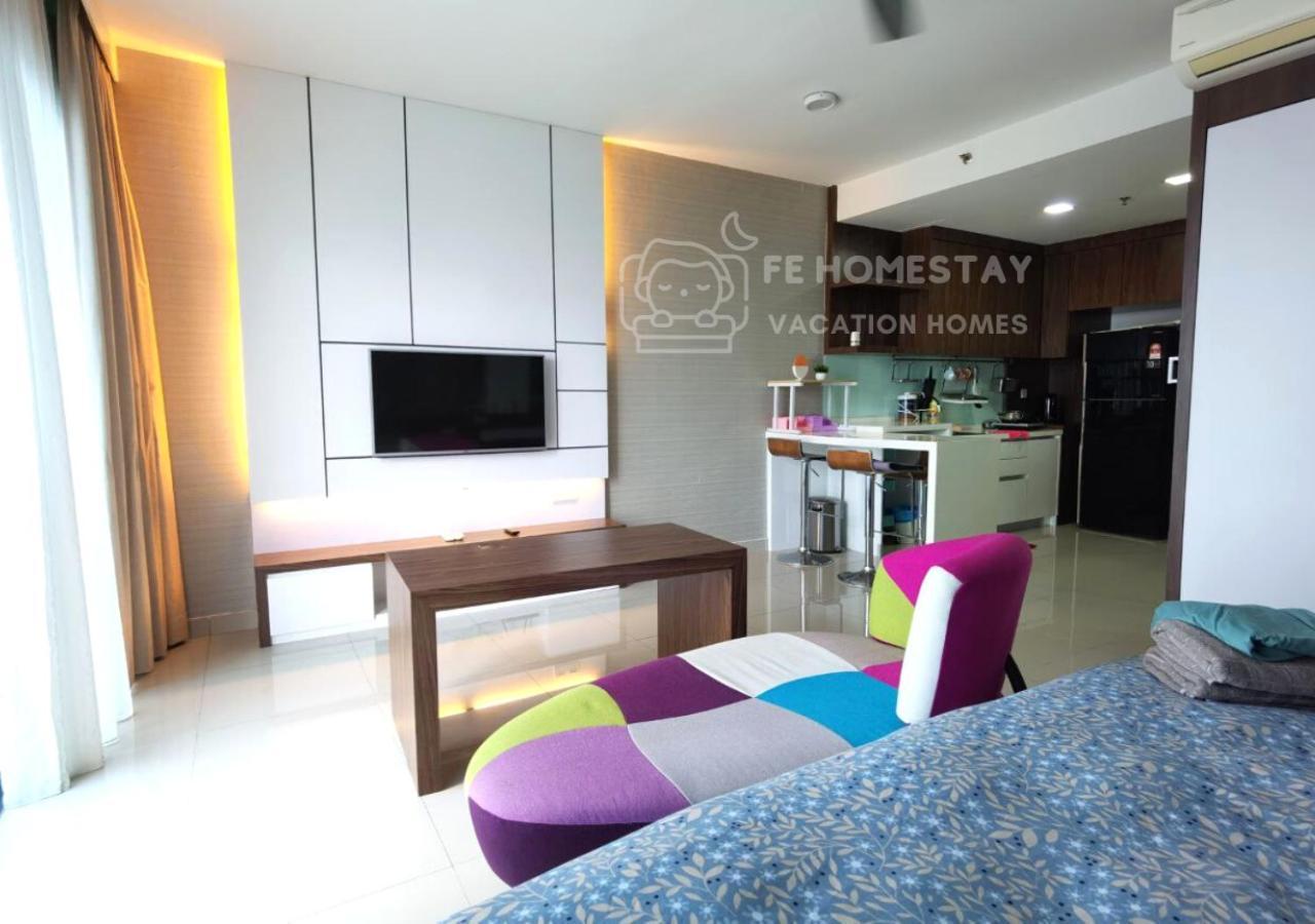 Netflix Wifi Cozy Trefoil Shah Alam 沙亚南舒适温馨日租民宿